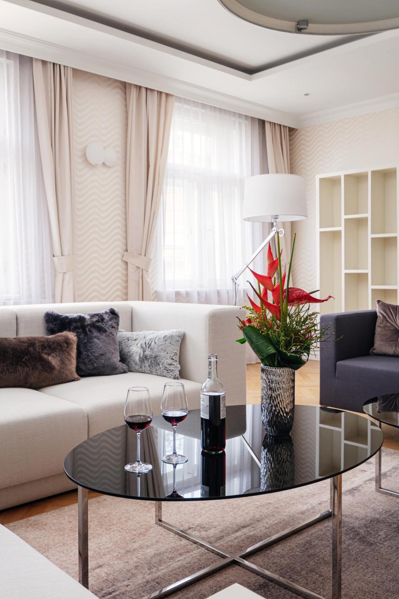 Revolucni Apartments Old Town Praga Zewnętrze zdjęcie
